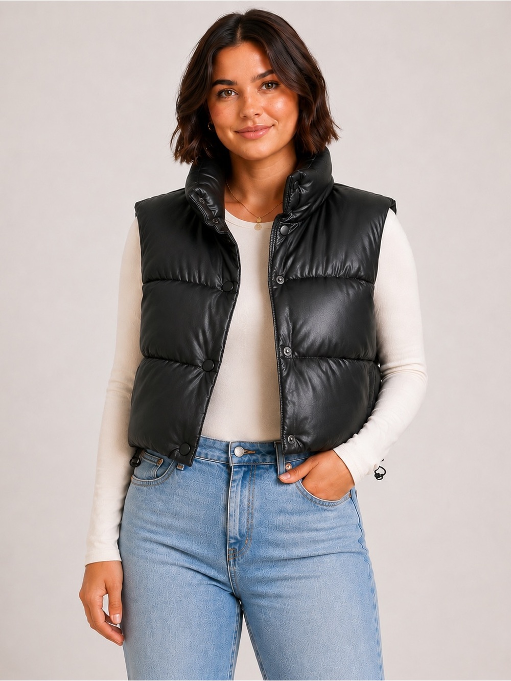 Love Tree Black Faux Leather Cropped Puffer Vest Snap Front Women’s Large